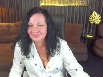 Chaturbate Live Sex Cam of irissmoon1