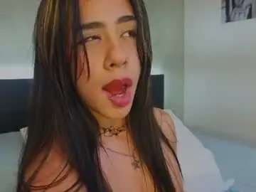 Chaturbate Live Sex of emmi_collins