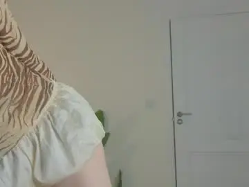 Chaturbate Best live sex cam show of cuute_angell