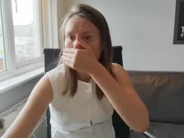 Chaturbate Free Live Porn of eatmypie69