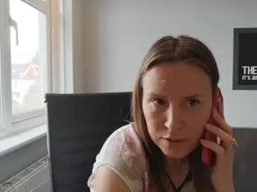 Chaturbate Live Sex Cam of eatmypie69