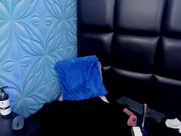 Chaturbate Live Sex Cam of tallsnusnu