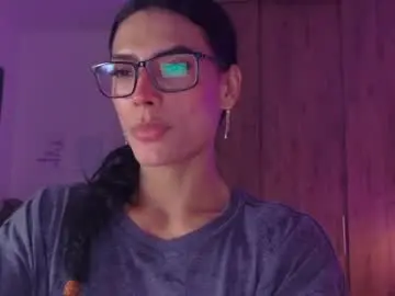 Chaturbate Live Sex Cam of rouse_leon