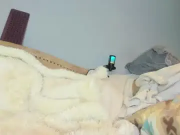 Chaturbate Live Sex Cam of eatmygingersnapps