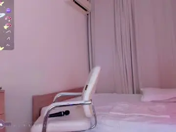Chaturbate Best live sex cam show of moonlight8_