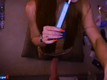Chaturbate Adult Video Chat of redhead_shark