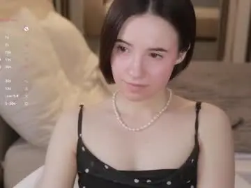 Chaturbate Live Sex Cam of _female_essence_