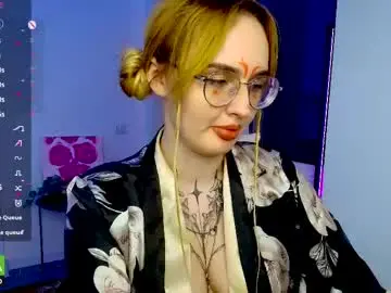 Chaturbate Free Live Porn of arcticivy