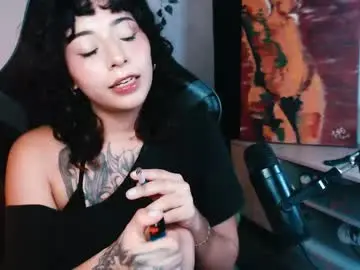 Chaturbate Best live sex cam show of jaadee18