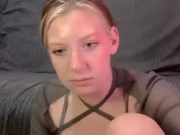 Chaturbate Live Sex of earn_my_lily