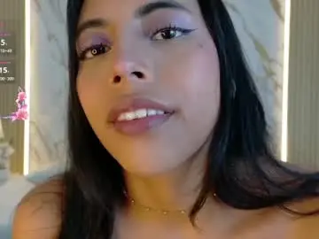 Chaturbate Live Sex Cam of miajones_blowjob