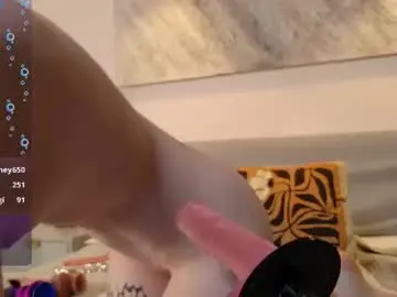 Chaturbate Free Porn Cam of aurora_radiance
