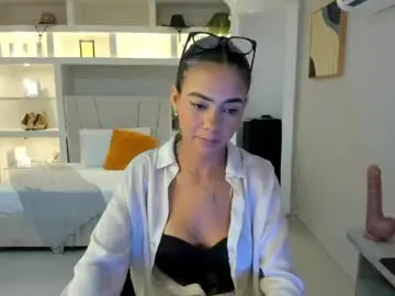 Chaturbate Live Sex Cam of stefie_miss