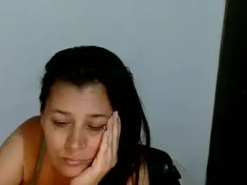 Chaturbate Live Sex of adriana_milf