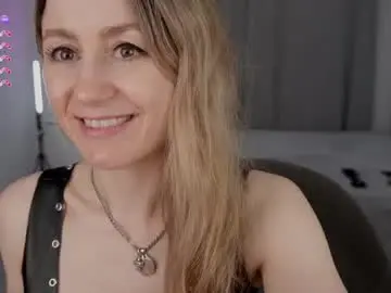 Chaturbate Free Porn Cam of milanacamgirl