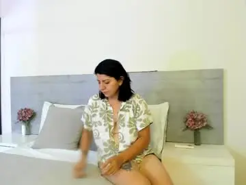Chaturbate Live Sex Cam of lyra_raven