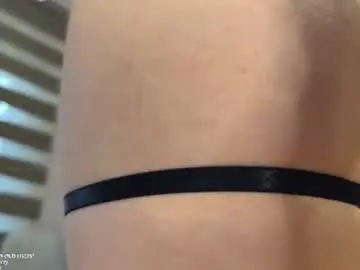 Chaturbate Live Sex Cam of honey_sunshine
