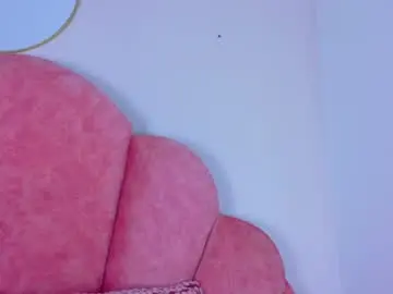 Chaturbate Live Sex Cam of miaanderson__