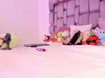 Chaturbate Live Sex of camila_matinez_
