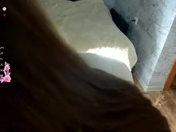 Chaturbate Live Sex Cam of bella_soft
