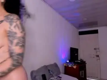 Chaturbate Sex Chat of mia_velvet1