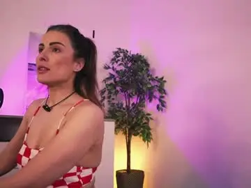 Chaturbate Watch Live Sex Cams of misslullu