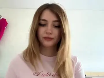 Chaturbate Sex Cam of michellfallert