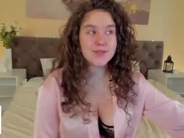 Chaturbate Free Live Porn of ariella_sol