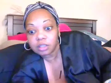Chaturbate Watch Live Sex Cams of brownroundrenee