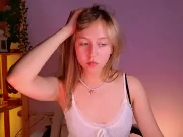Chaturbate Live Sex Cam of cindylovesmith