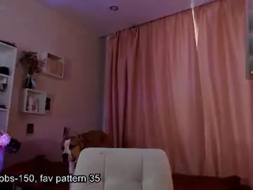 Chaturbate Sex Cam of meow_on_da_cam