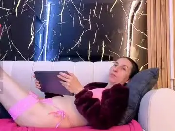 Chaturbate Free Porn Cam of starlight_mature11_aws