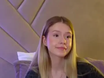 Chaturbate Watch Live Sex Cams of milanabalmain