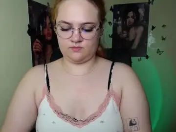 Chaturbate Free Live Porn of redhotqueen1
