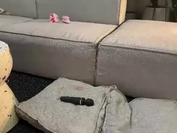 Chaturbate Adult Video Chat of golden_alinee