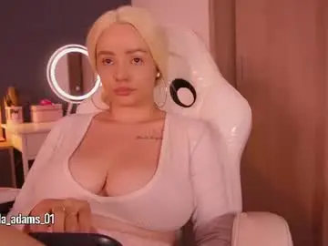 Chaturbate Sex Cam of bella_adams_
