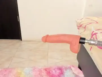 Chaturbate Free Porn Cam of nahomycarterr