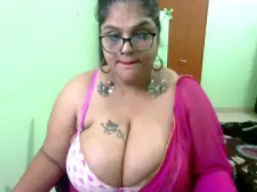 Dscgirls Adult Webcam of Param-kaur