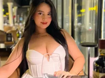Imlive Free Live Porn of EmilyLove_