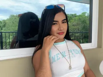 Imlive Free Porn Cam of XCloeFoxX
