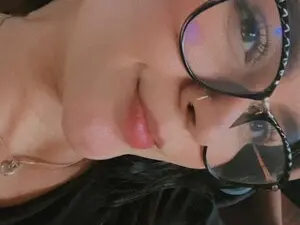 Myfreecams Sex Chat of Krisbigboobs
