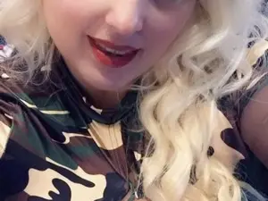 Myfreecams Free Porn Cam of bigpussy_lips