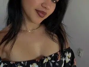 Myfreecams Adult Video Chat of MiaCrush