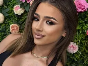 Myfreecams Free Porn Cam of AishaSins