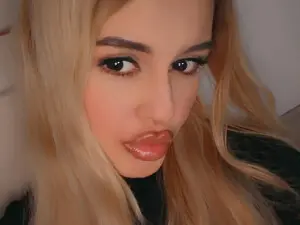 Myfreecams Watch Live Sex Cams of nicollelove9