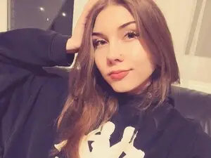 Myfreecams Adult Video Chat of YanaMeoww