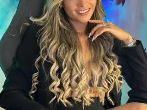 Myfreecams Watch Live Sex Cams of emma_colucci