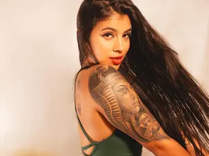 Myfreecams Live Sex of Emily_jones3