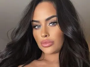 Myfreecams Private Sex Chat of AlluringEsme