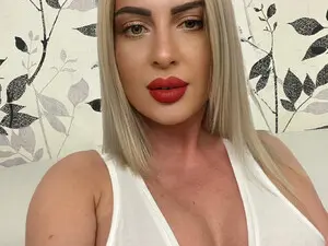 Myfreecams Nude Webcam of Love_wet_rain